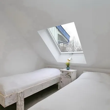 Papillon 01-7 Apartment